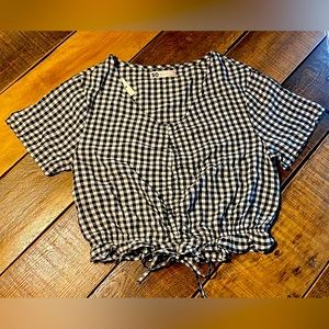 Black and White Checkered cropped top short sleeve synced top